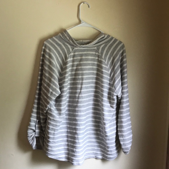 Style & Co. Lightweight Sweatshirt - Picture 2 of 7